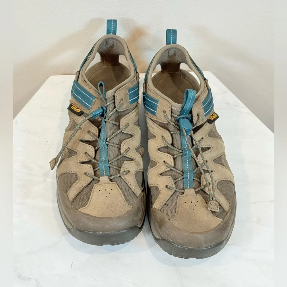 🔥Teva Men’s Outdoor Sandals - Brown and Blue EUC🔥